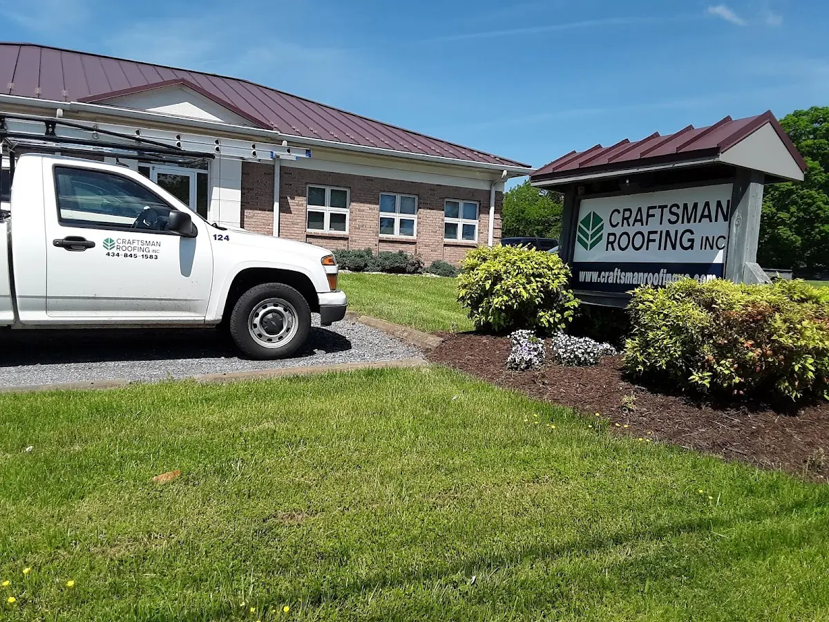 Quality Soffit & Fascia Repair by experienced craftsmen in Brentwood Heights